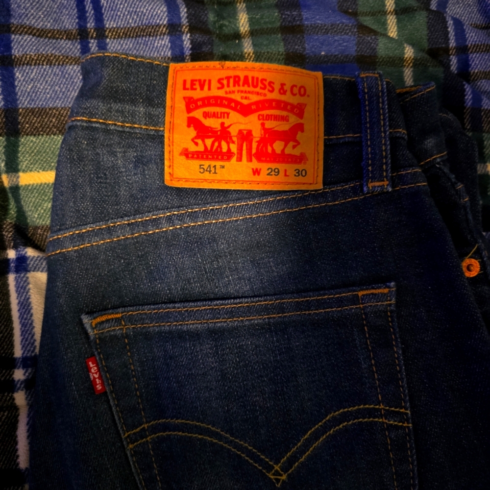 Mens levi jeas